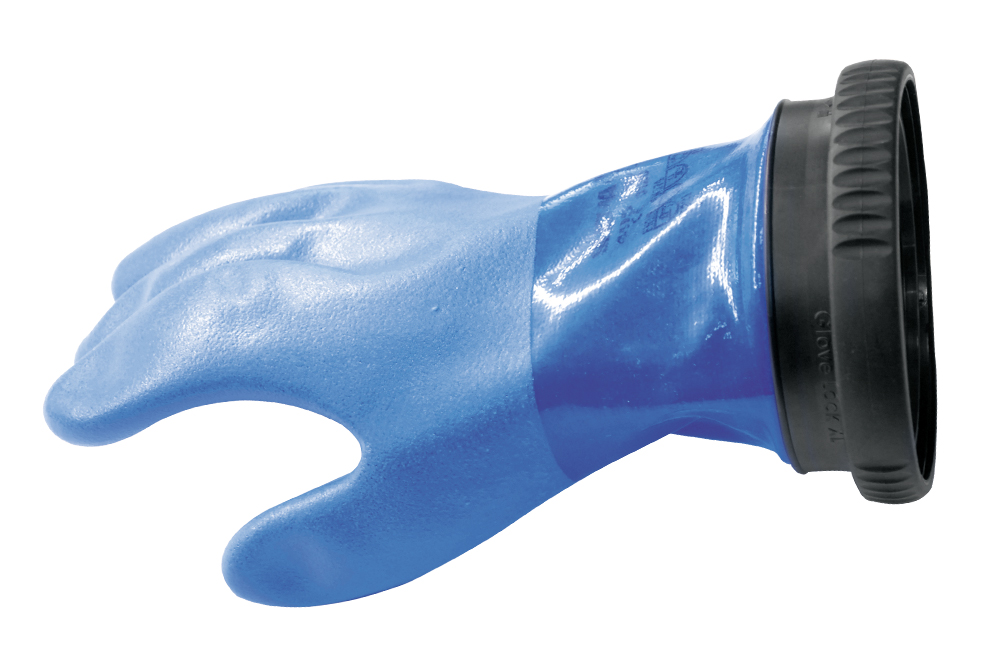 Modré PVC rukavice se predĺženou zápästnou manžetou + podrukavice ukazka pouzitia na glove lock QCP